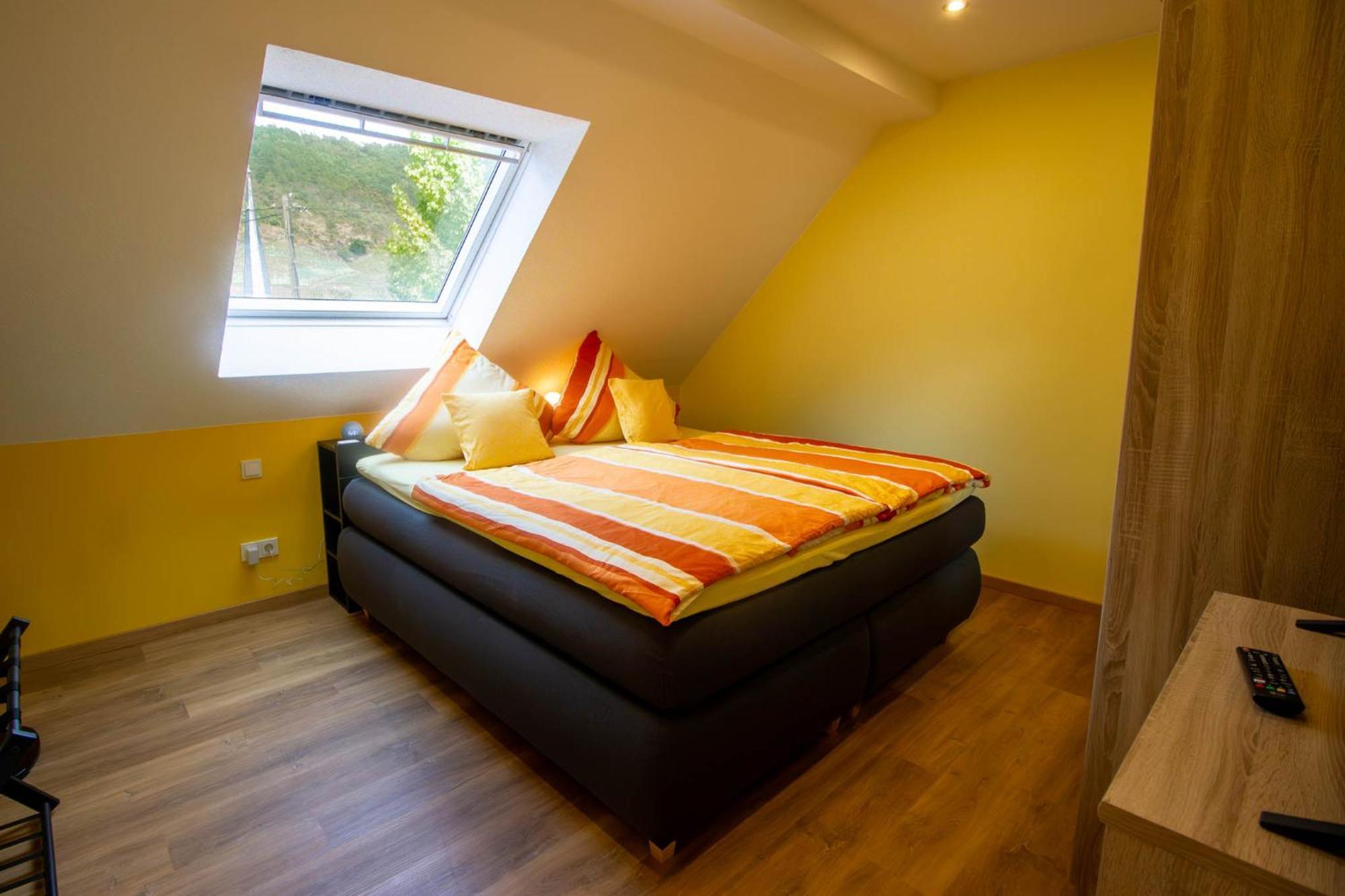 Ferienwohnung Alexander Трабен-Трарбах Екстериор снимка